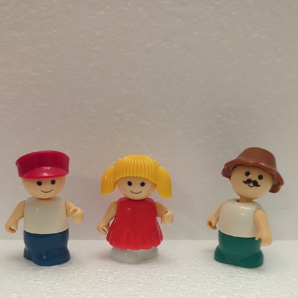 Vintage Playskool LiL Playmates